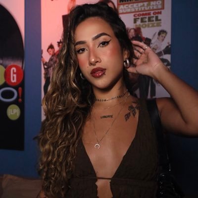 Mariaeduxx's profile picture. Dj | 24 ♉️ | Publicidade e propaganda | Ces’t la vie
