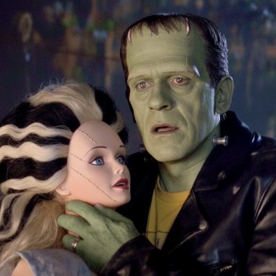 HowlingFranken's profile picture. It's/alive