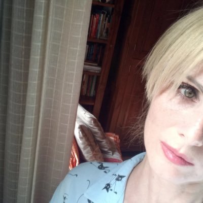 _fomalhautt's profile picture. 