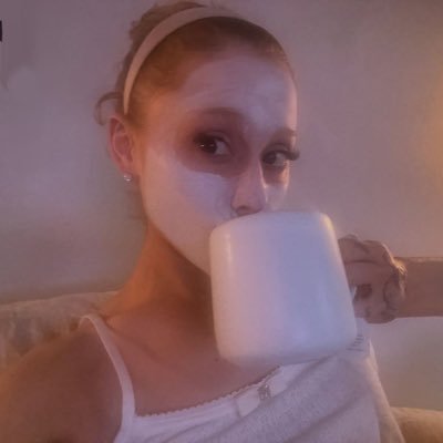 kissieplease's profile picture. ;3:3