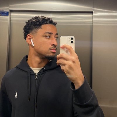 arnaudmercier0's profile picture. 