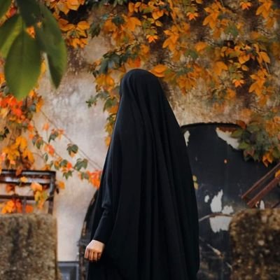 tarannom910's profile picture. از دل کویر تا دیار باران 🩵
عاشق ایرانم 🌺🍃
آرامش را در یاد خدا و توسل به اهل بیت می دانم.💫