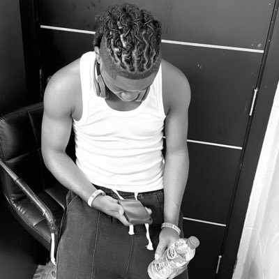 Blessed_Sinna's profile picture. Whatever You Are, Just Be A Good One.    ❤️🦅