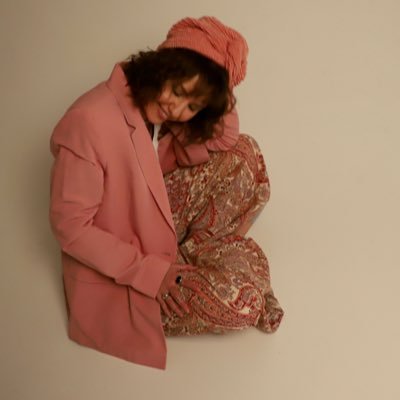 callthatmktg's profile picture. fluent in strategy, branding, and post-campaign regret