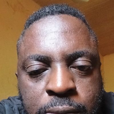 BoozeChow's profile picture. 