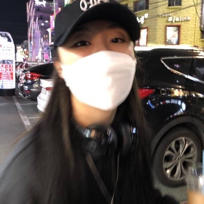 khbpoet's profile picture. ia till mamamoo 2026.