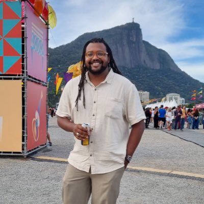 bruno_cn's profile picture. Quem sabe tudo não fale. Quem não sabe nada, se cale. Se for preciso eu repito.