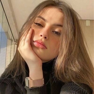 Hereisophia's profile picture. Let's talk