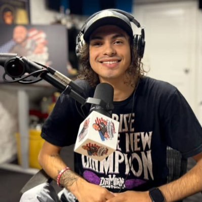 PGHChristv's profile picture. Co-Host & Content Producer for @SportsJediMedia 🇵🇷🎙️ (20k Subs)/ @Steelers Senior Analyst #HereWeGo/Founder and Managing Editor for @PGHChrisTVMedia 🎥📸