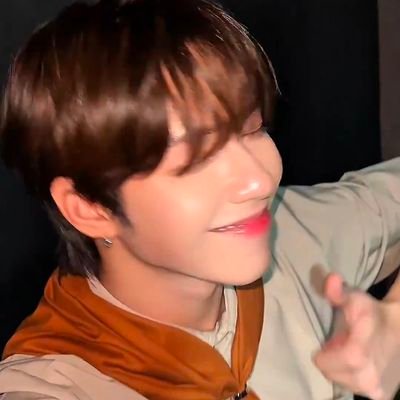 Happyfanlynne's profile picture. 📍Currently in Dubai 🇦🇪Supporting & loving #JL🌟#Jewelz🍒& #AHOF #UNIS #Ppop
SILENT SUPPORTER (BCZ OF WORK & STUDY)