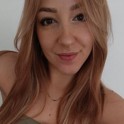 berthverges's profile picture. 📍1997 || Entre el Maresme i Osona
👩🏻‍⚕️ 25% Infermera