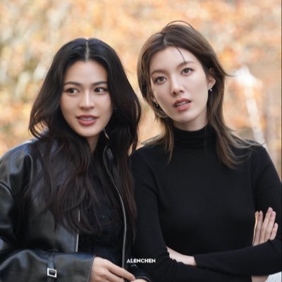 JuliantinaTeasr's profile picture. 