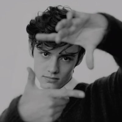 wdlCALLME's profile picture. 