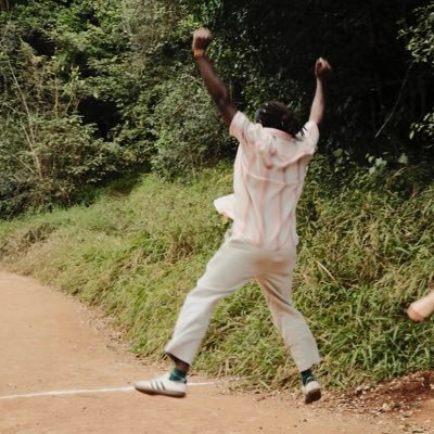 sora1ni's profile picture. Bwana Fuji: Your Local Pedestrian. Eyes and ears. And nose! In search for affordable housing in areas with walkable routes 🚶🏾
