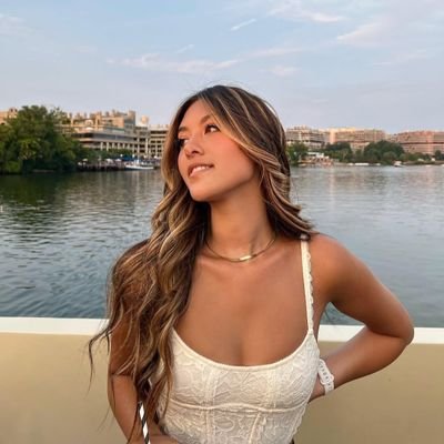 JordanCornelius's profile picture. Brand influencer | Living proof that golf ⛳️ is 90% mental and I’m losing my mind.