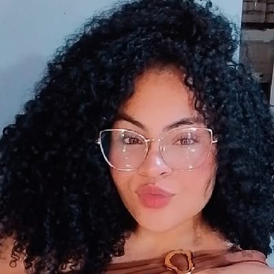 bj_Giovana's profile picture. 