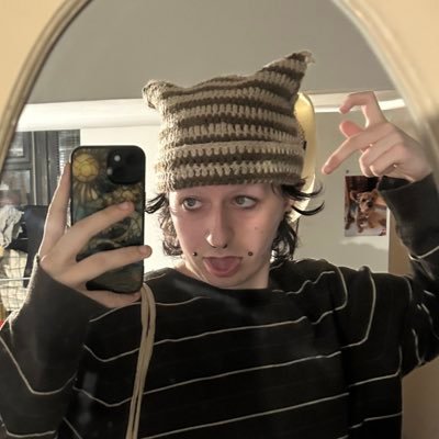 marsssssmallow's profile picture. 23 🏳️⚧️Rlly cool gender thing sometimes nsfw!! MDNI!!!  for extra fun stuff @rosiebosieevil