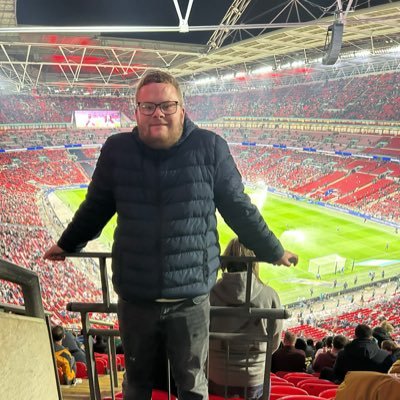 Dijontanner14's profile picture. Portsmouth through and through PUP 💙💙💙