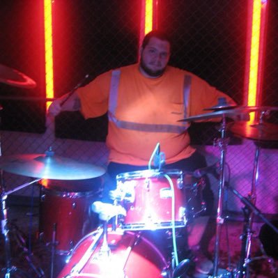 RecycledSxE's profile picture. I get by with alittle help from my friends