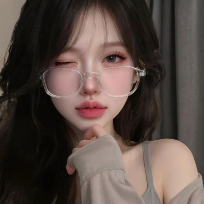 Lariksanjana's profile picture. 📶🛜