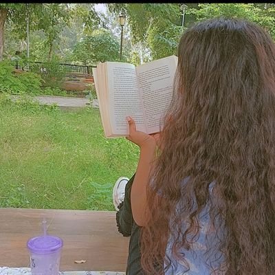 Swativerma979's profile picture. सोशल मीडिया इन्फ्लूएंसर/ कहानी /कविता /शायरी
