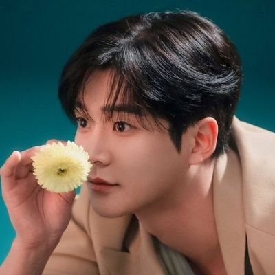 yuyu_Rw87's profile picture. アラシックでもあり ロウン君大好きオンマ🌼
独り言呟き多めのお茶の間ROming𓂃♡.·
良ければ気軽にフォロー下さい😊無言フォロー失礼致します(՞ . .՞)画像、動画お借りさせて頂きます🙇‍♀️2025.10.07.
Extraordinary Day ペンミ昼夜ついに初参戦❣️