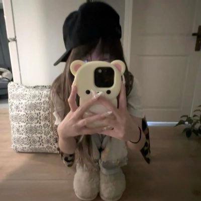 zobury2's profile picture. 