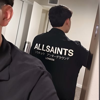 rivotril_09's profile picture. 𝐀𝐥𝐚 𝐩𝐮𝐭𝐚 𝐨𝐫𝐝𝐞𝐧✌🏻