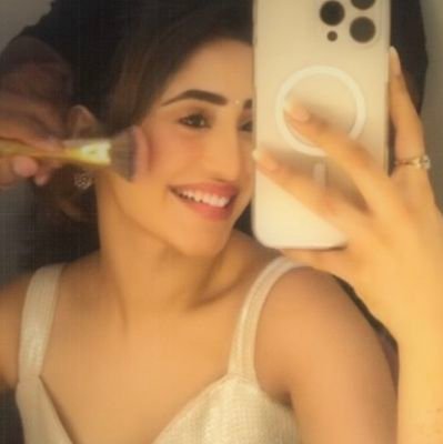 anee2680's profile picture. @shivangijoshi10 is my life 🤍🌼
Shivi likedx7