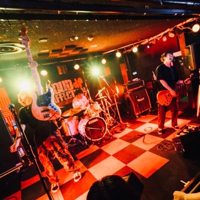 FREECROSS_com's profile picture. 秋田/メロディックパンクバンド Gt/vo.キョータロー@tar0man Ba.キョーヤ@Kyoya_Kondo 【我らでDr叩きたい人カモン】