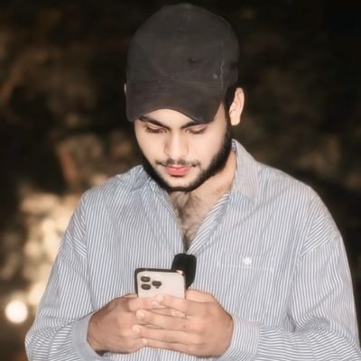 Ayanturk772218's profile picture. 