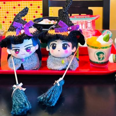 tyui009's profile picture. とうらぶとお人形について呟いてます。成人済みです。ツイステのフロリド推しです！無言フォロー失礼します。イベント衣装をフェルトメインで作ってます。吸血鬼すぐ死ぬのロナドラにハマりました。呪術廻戦の五夏にハマってます！名探偵コナンの高明さん推しです！