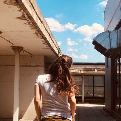 bskrms2023's profile picture. göğe bakalım