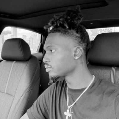 tjayislegendary's profile picture. PV ALUMNUS • 1914 • ۵