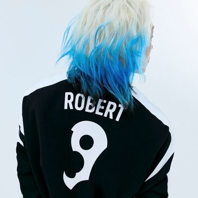 dianendaeyo's profile picture. iKON 🐝 The Rose 🥀 Hanbin 🐥 Ash island 🖤