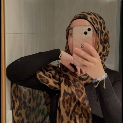 Basma2937's profile picture. سـبحآن آللهہ وبحمـدهہ🌺🤍
آلحسّآبُ حقيقي مِشِ فيکِ 👌🤍