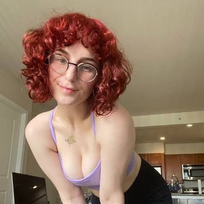 goddessicarly's profile picture. ×_💕i always get what i want💕_×