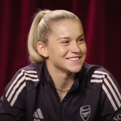 flowersforvase's profile picture. paramore awfc and @foordsrenee enthusiast