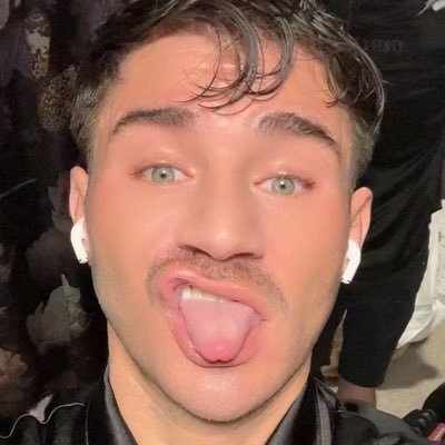 droozybeats's profile picture. bro