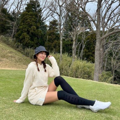 nijiirocrazy443's profile picture. 