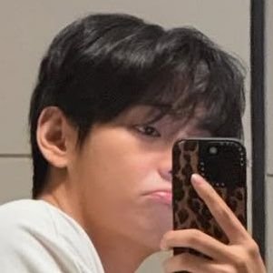tetemoon7's profile picture. only bts ➶ club deportivo guadalajara⚽
