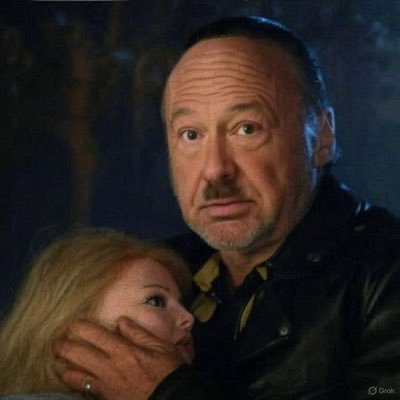 HowlingJones_'s profile picture. Frogs/freak