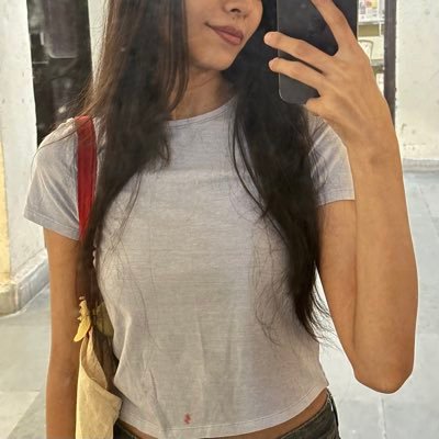 prinkalmishraa's profile picture. feeling like jo march