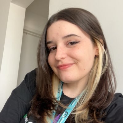 hannoca_jpg's profile picture. SM executive @theogamesbrasil | 05, 81 e 04 🏎️ 🏁 | games, musicais e fórmula 1 | publicitária e pós-graduada✨