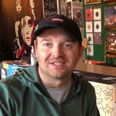 KJReik's profile picture. Top of the world, bottom of the ocean.