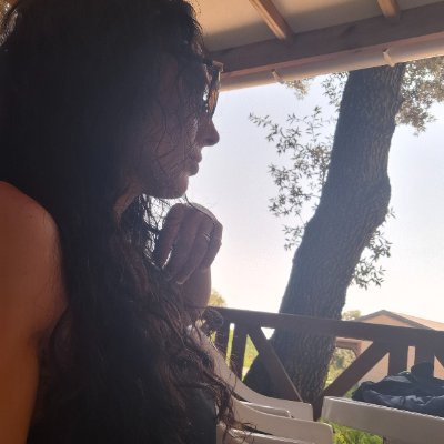 LDelala's profile picture. 🇳🇱 Software development, webdesign, mom, married, Pokémon, Agent#52927 ✌️