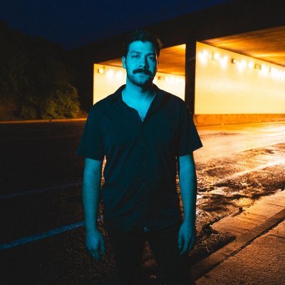 safari_room's profile picture. Your new favorite indie rock ➡️ https://t.co/FmRIkZ69TI
Links and Updates: https://t.co/zWh6hqsm3G 🎶
Be kind and share good art with those you love.