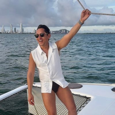 EDDIE8610's profile picture. ⛑🐕 📖🗺🎮🍱🌈