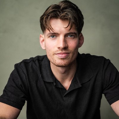 JoelXMorris's profile picture. Founder & CEO @ Fanvue, Former YouTuber, Boxer.