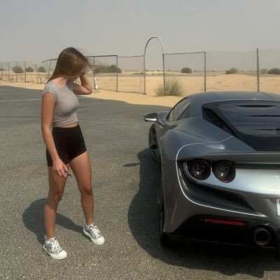 niinavn's profile picture. 